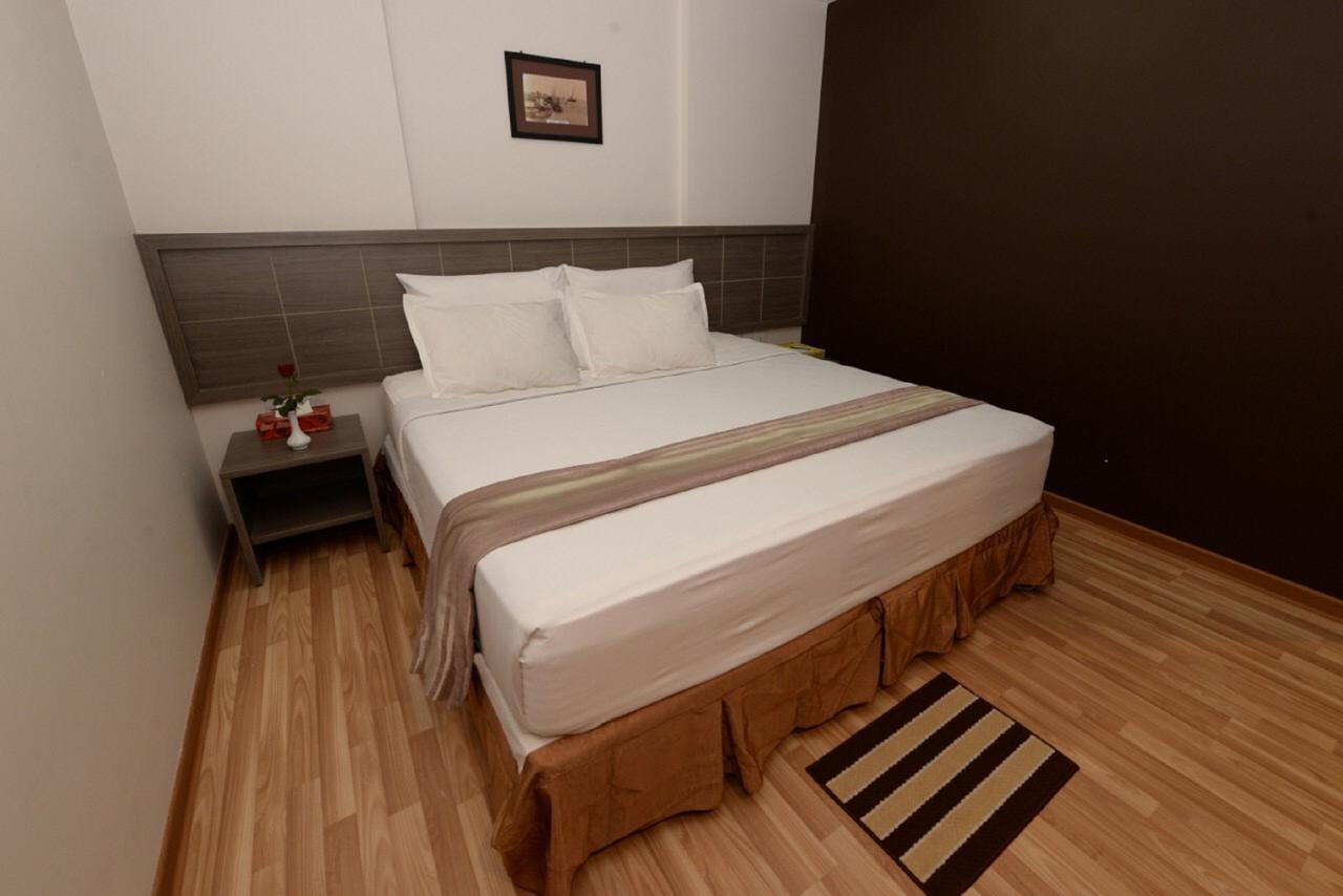 Min Nandar Garden Hotel Thanlyin Exterior foto