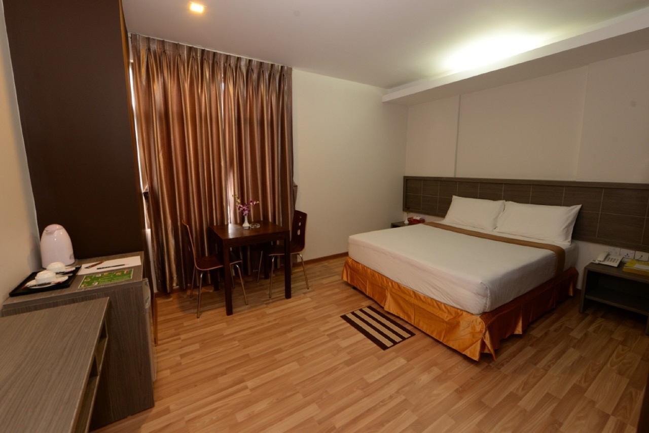 Min Nandar Garden Hotel Thanlyin Exterior foto