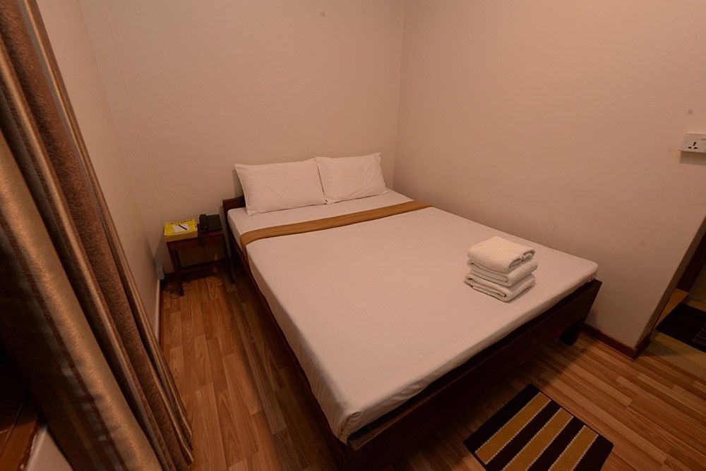 Min Nandar Garden Hotel Thanlyin Exterior foto