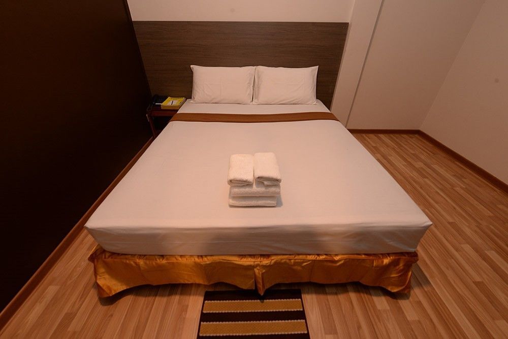 Min Nandar Garden Hotel Thanlyin Exterior foto